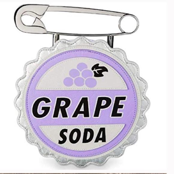 Disney Pixar UP Grape Soda Bottle Cap Purse - Picture 2 of 7